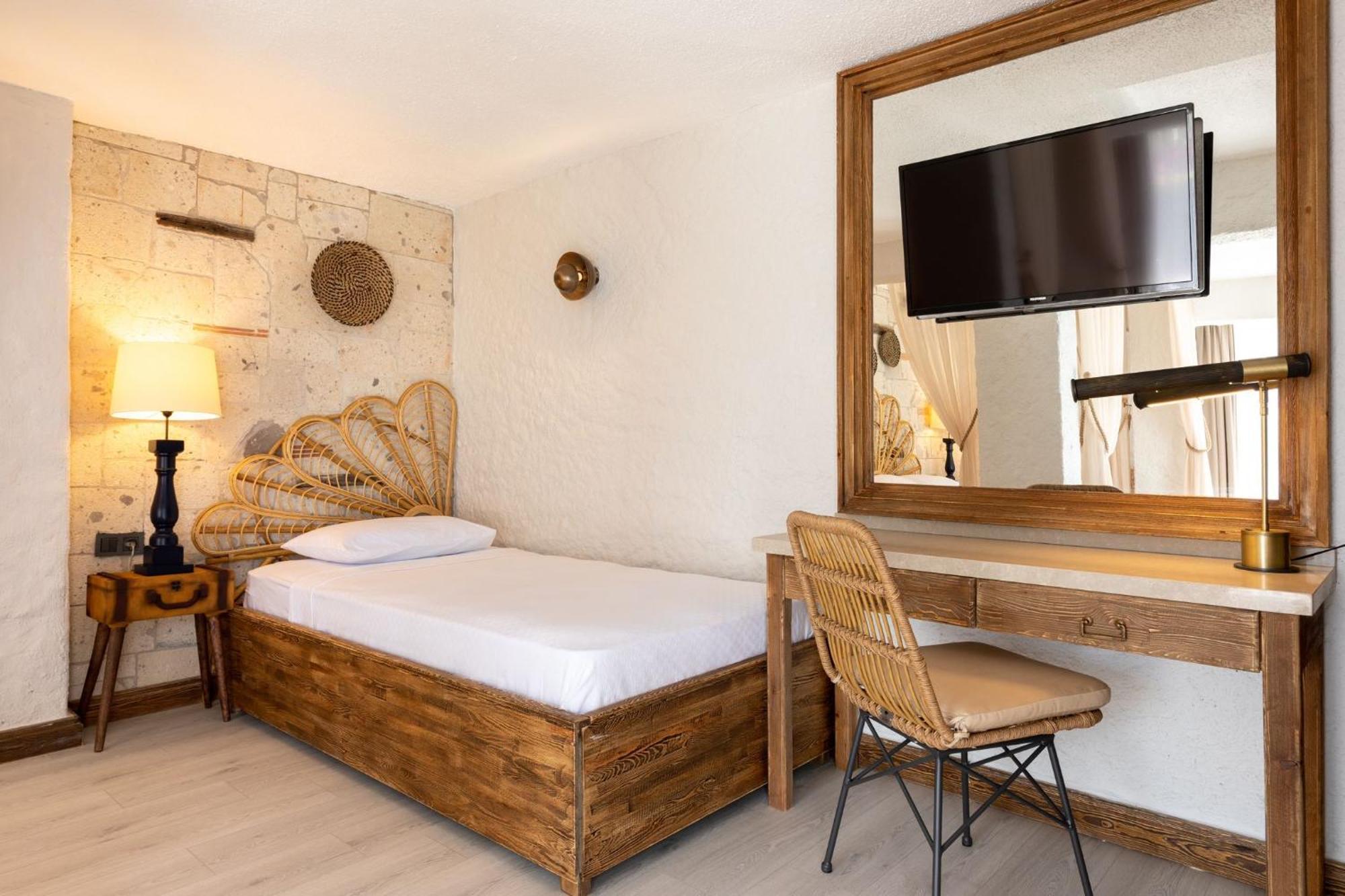 N Hotels Cesme Dalyankoy  Exteriör bild
